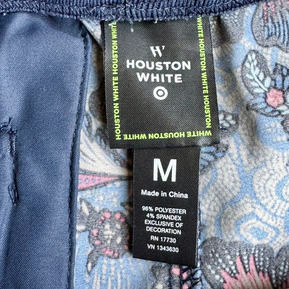 Men’s Medium Floral Print Pull-On‎ Shorts – Houston White’s Target collection